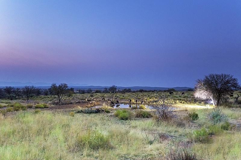 Auas Safari Lodge Виндхук Экстерьер фото